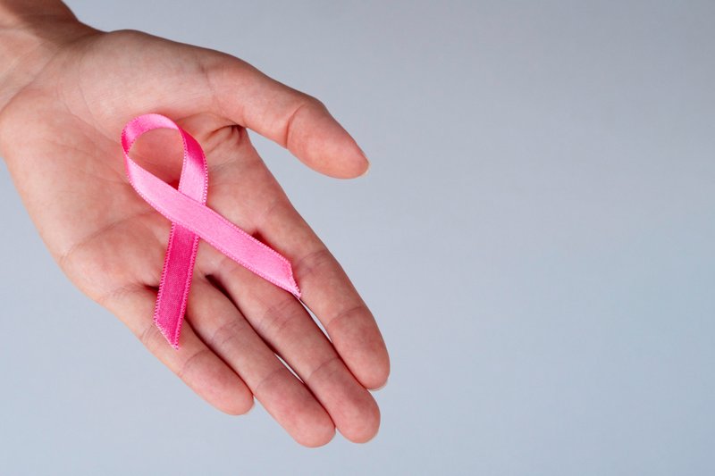 Saúde sexual contra o câncer de mama no outubro rosa